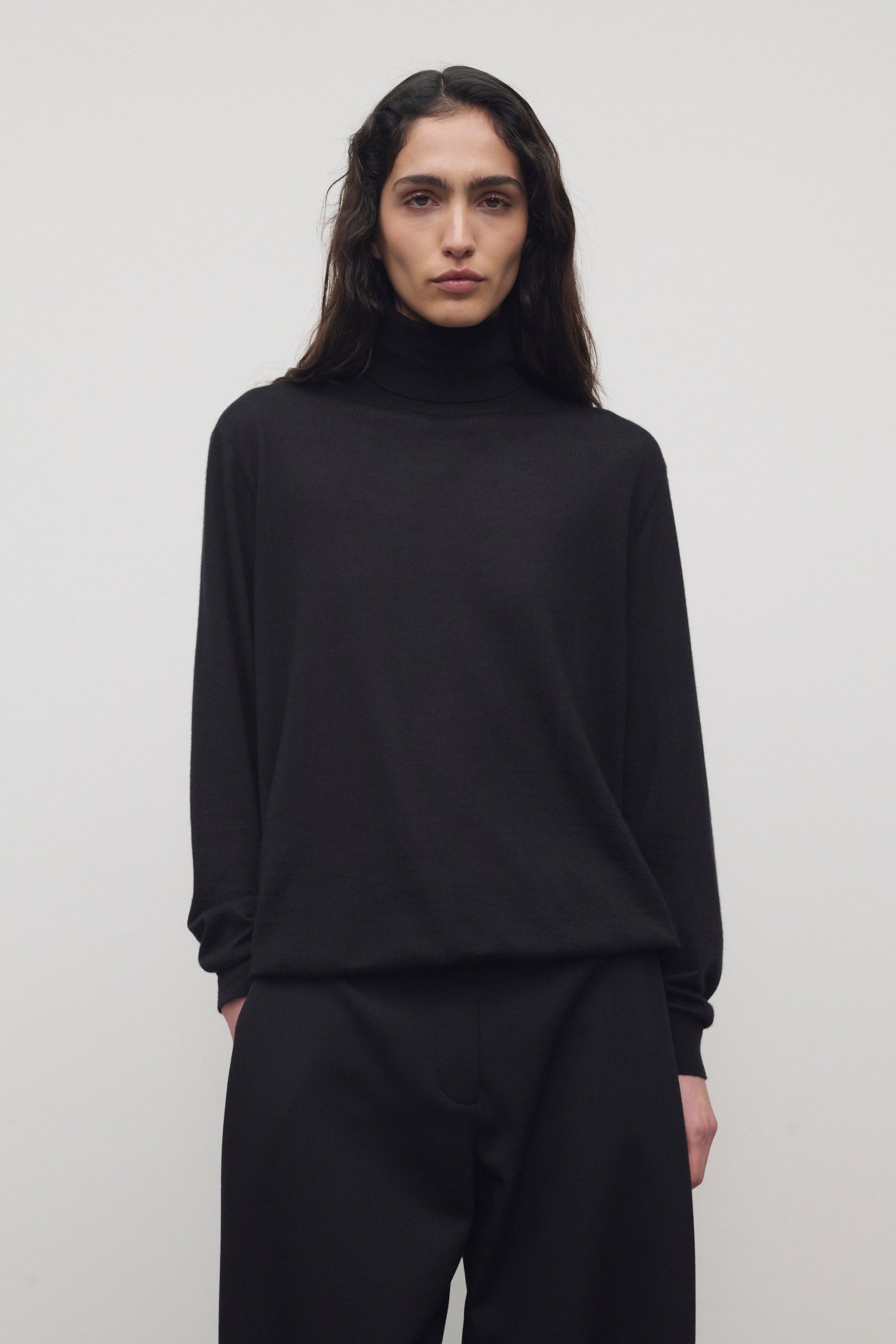 Nabari Turtleneck - Image 3