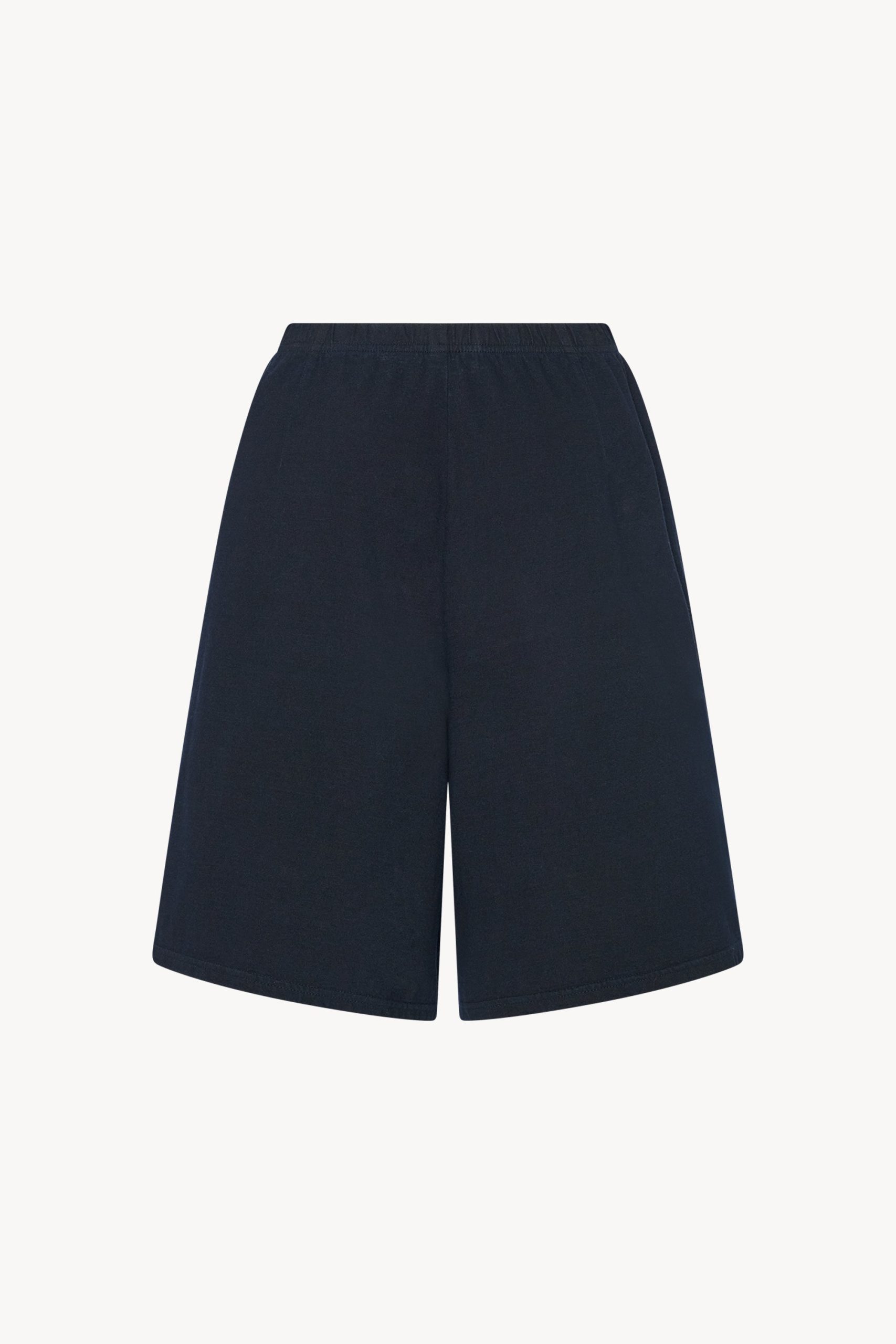 Larissa Short - Image 2